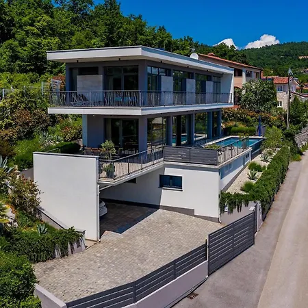 The View Feriehus Opatija